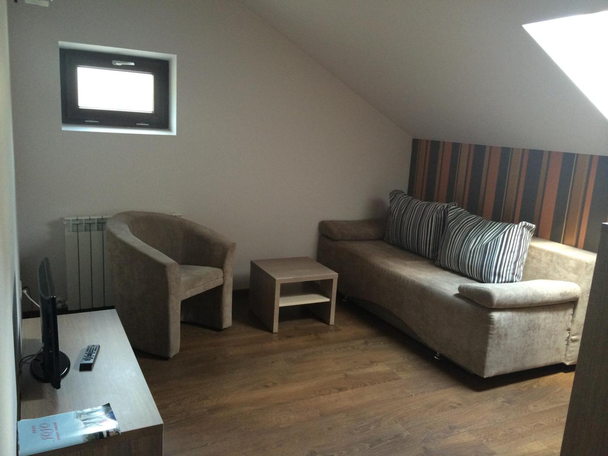 Pensiunea Jojo 4* Băile Herculane